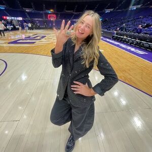 Meet your Posher, Sydney